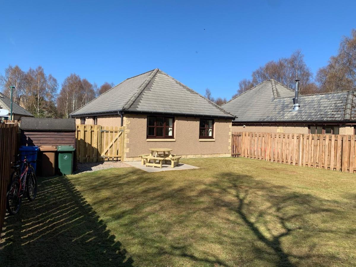 Cairngorm Cottage Авімор Екстер'єр фото